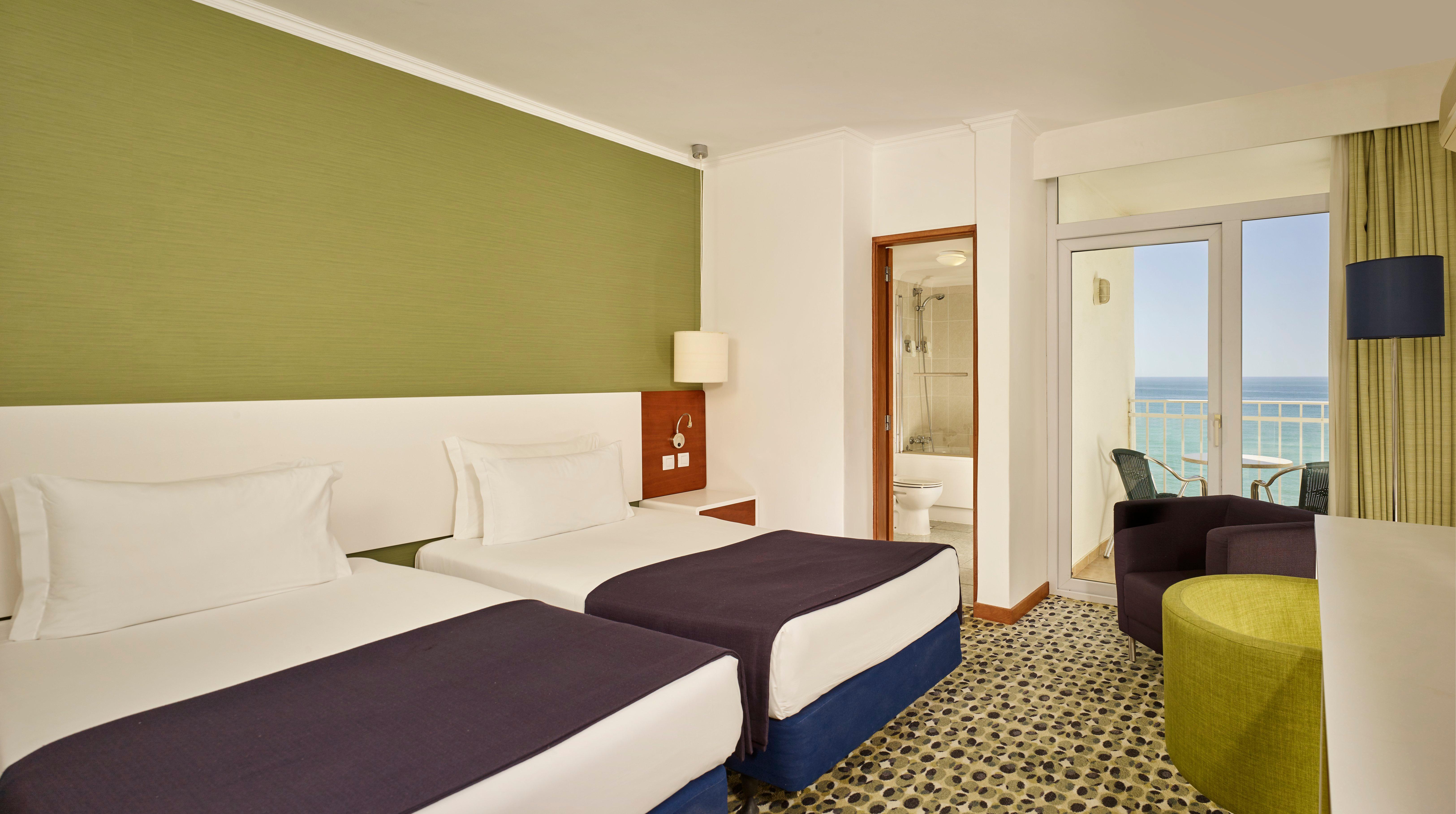 Holiday Inn Algarve - Armacao De Pera, An Ihg Hotel Exteriér fotografie