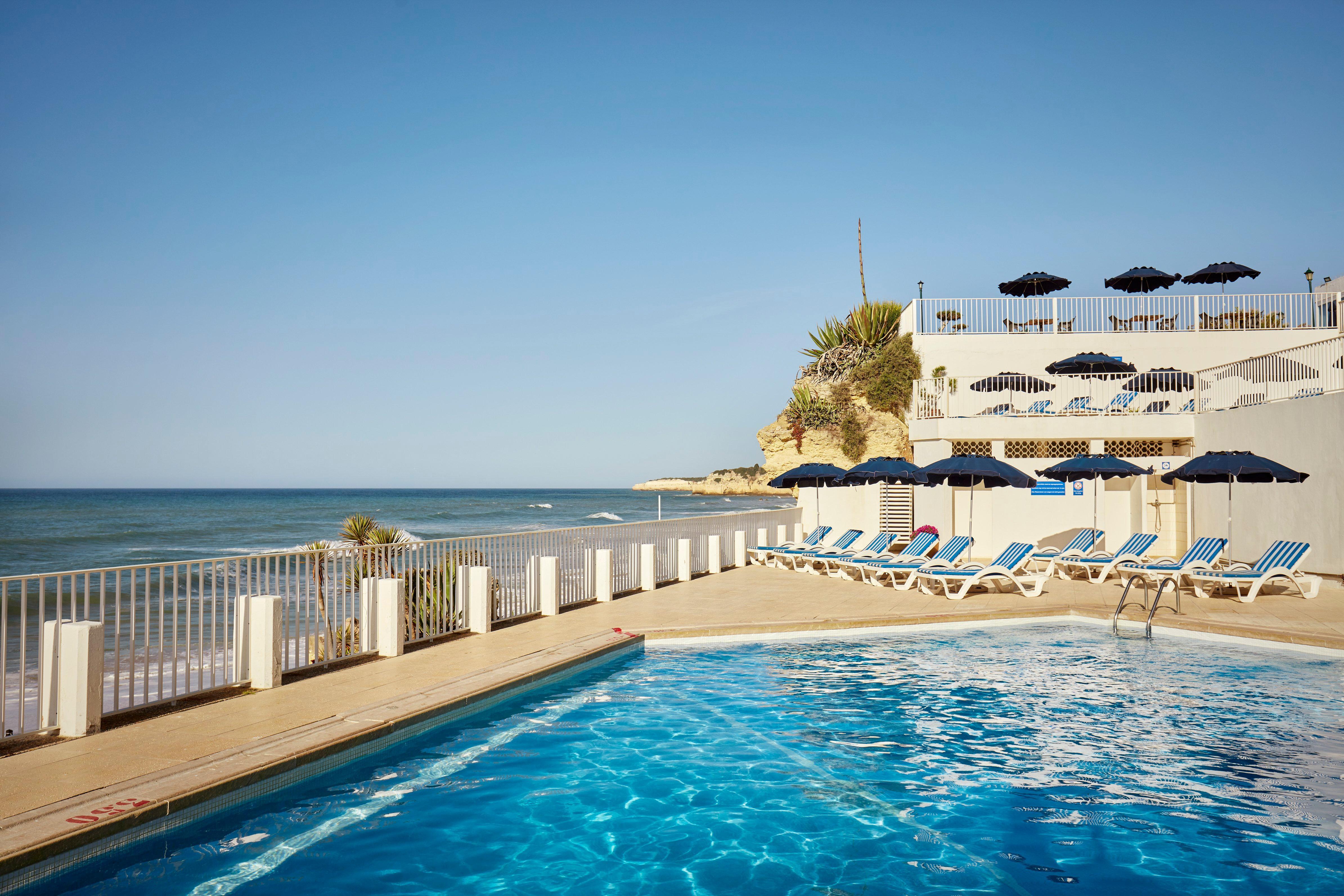 Holiday Inn Algarve - Armacao De Pera, An Ihg Hotel Exteriér fotografie